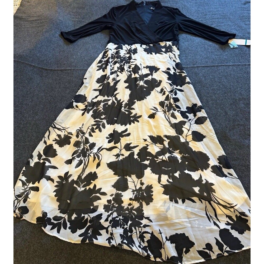 Be by Chetta B Floral Maxi Dress Black White 16 V-Neck Long Sleeve Long